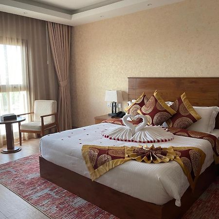 Alsahwa Hotel スィーブ エクステリア 写真