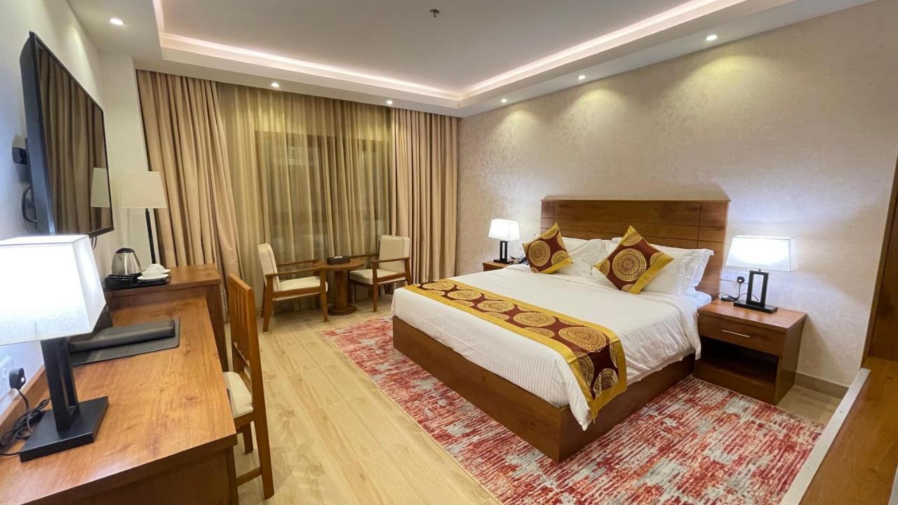 Alsahwa Hotel スィーブ エクステリア 写真